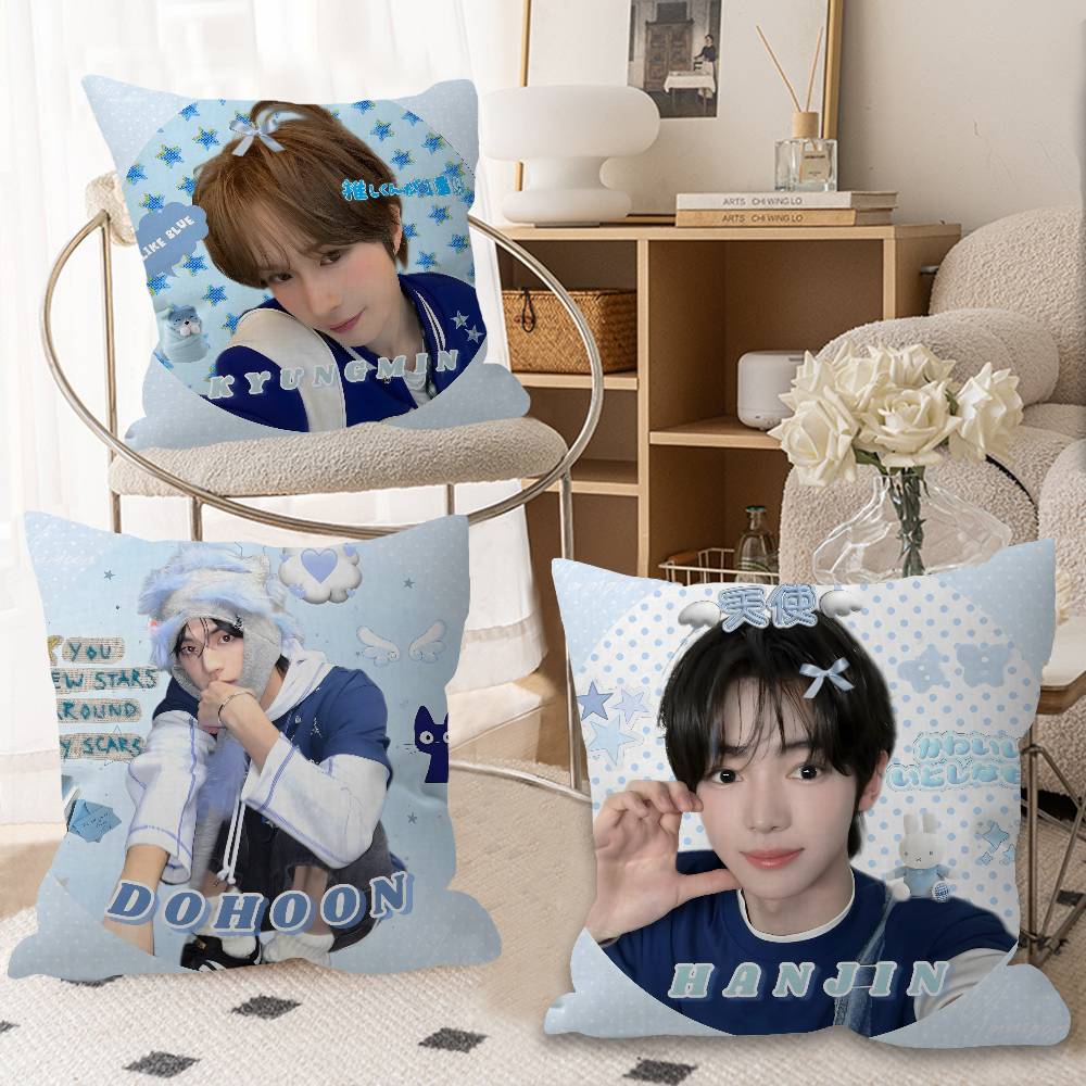 Kpop Group T-TWS Pillow Gift H - Home Textiles Group recensione e prezzo
