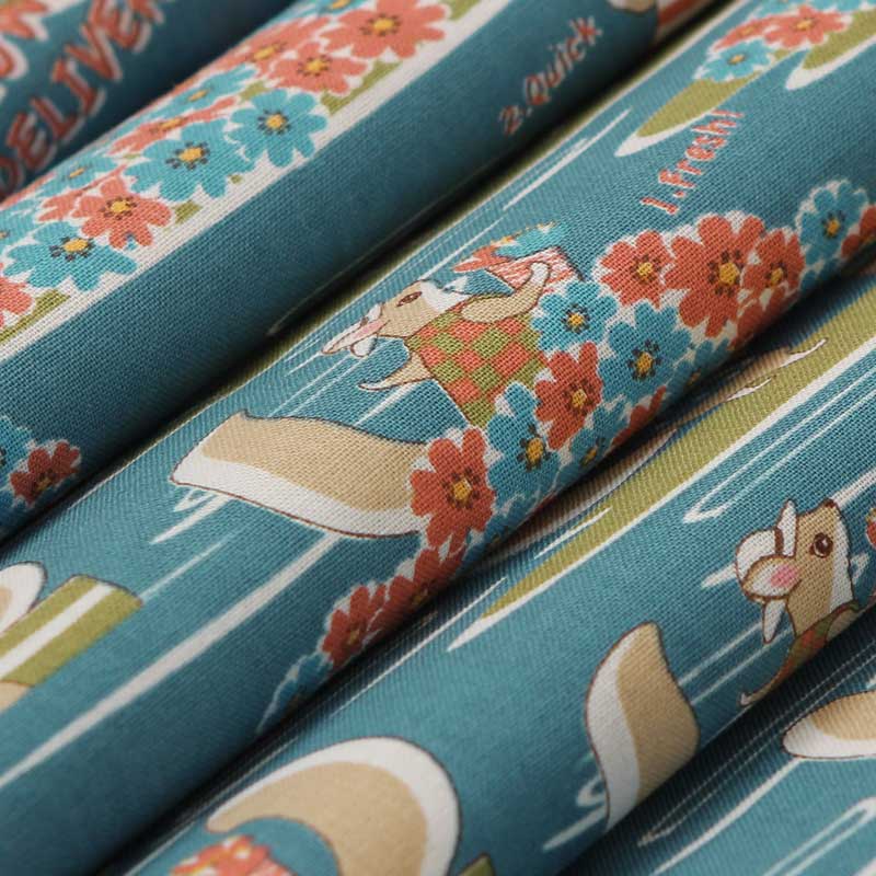Cute Squirrel Children's Fabri - Home Art Textiles recensione e prezzo