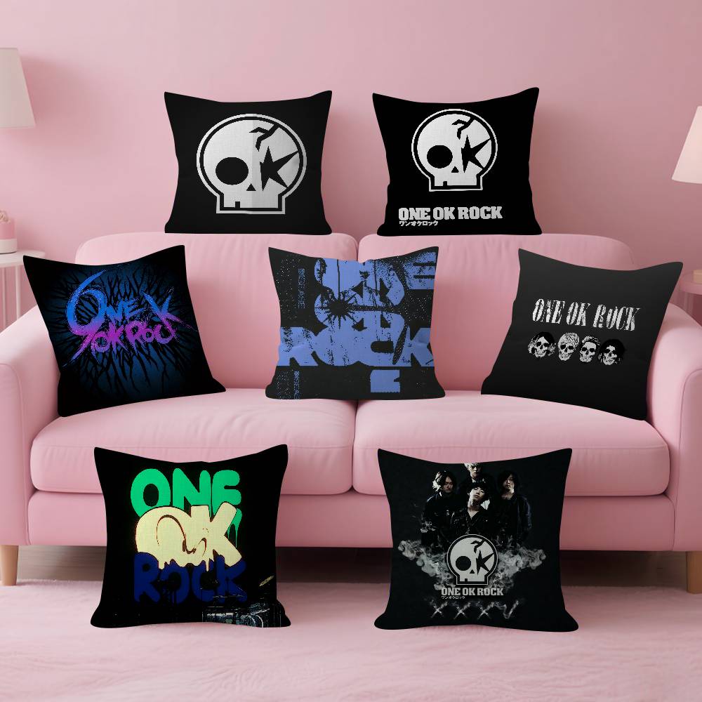 ONE OK ROCK logo   Pillow Cove - Home Textiles Logo recensione e prezzo