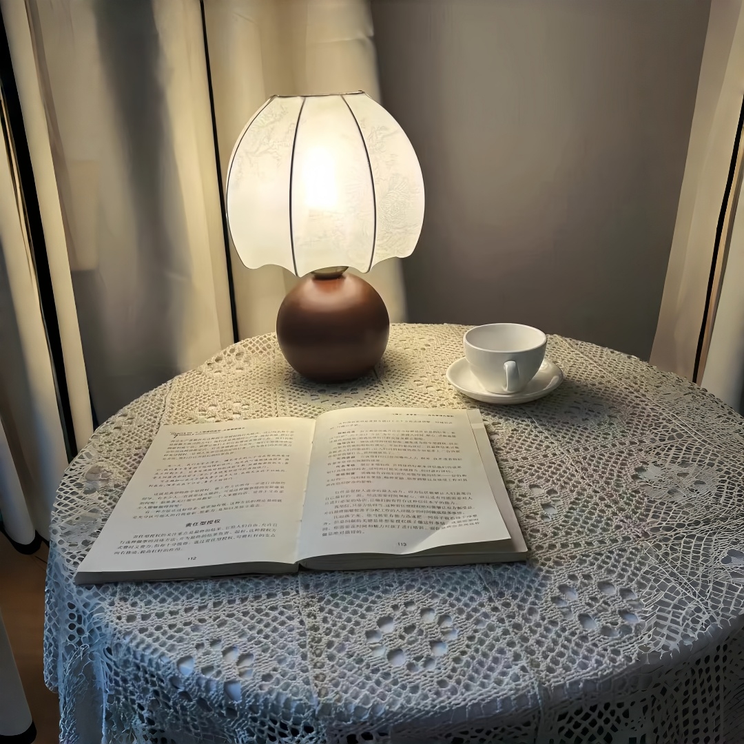 Vintage floral table lamp, med - Home Textiles & Decorations recensione e prezzo