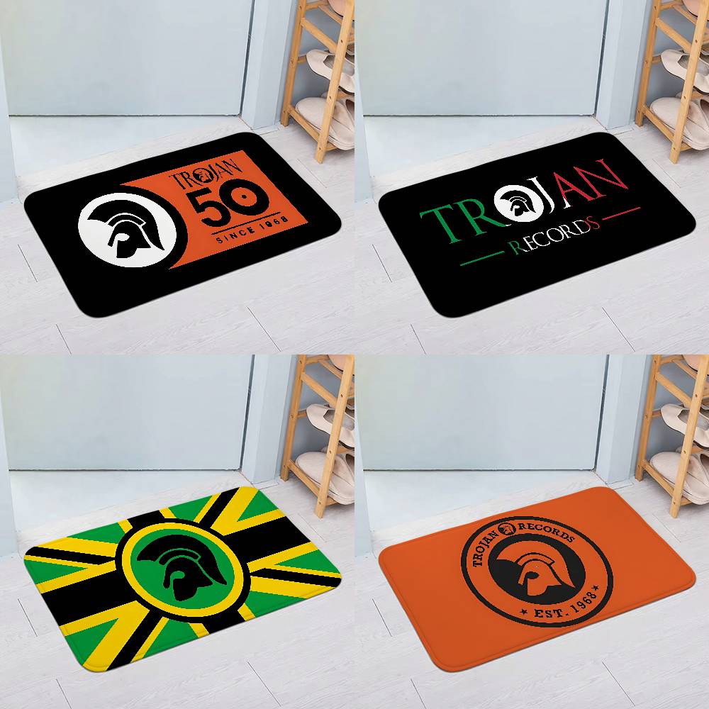 Trojans-Records-logo Floor Mat - Home Textiles Logo recensione e prezzo